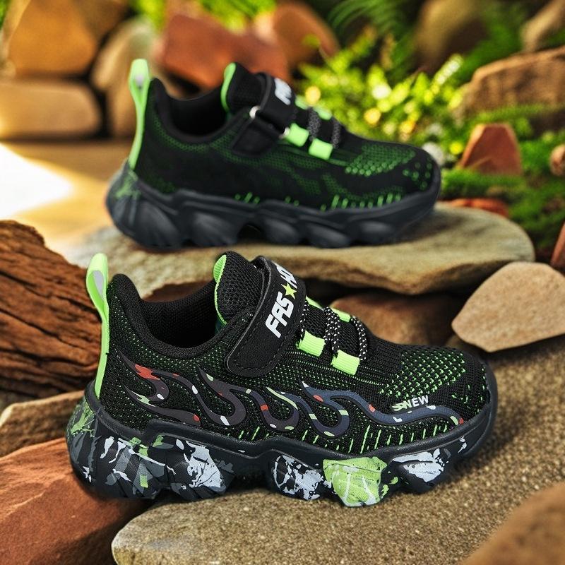 Азиатская детская спортивная обувь 6-12 лет 2025 и новый стиль сетчатая дышащая повседневная обувь для мальчиков