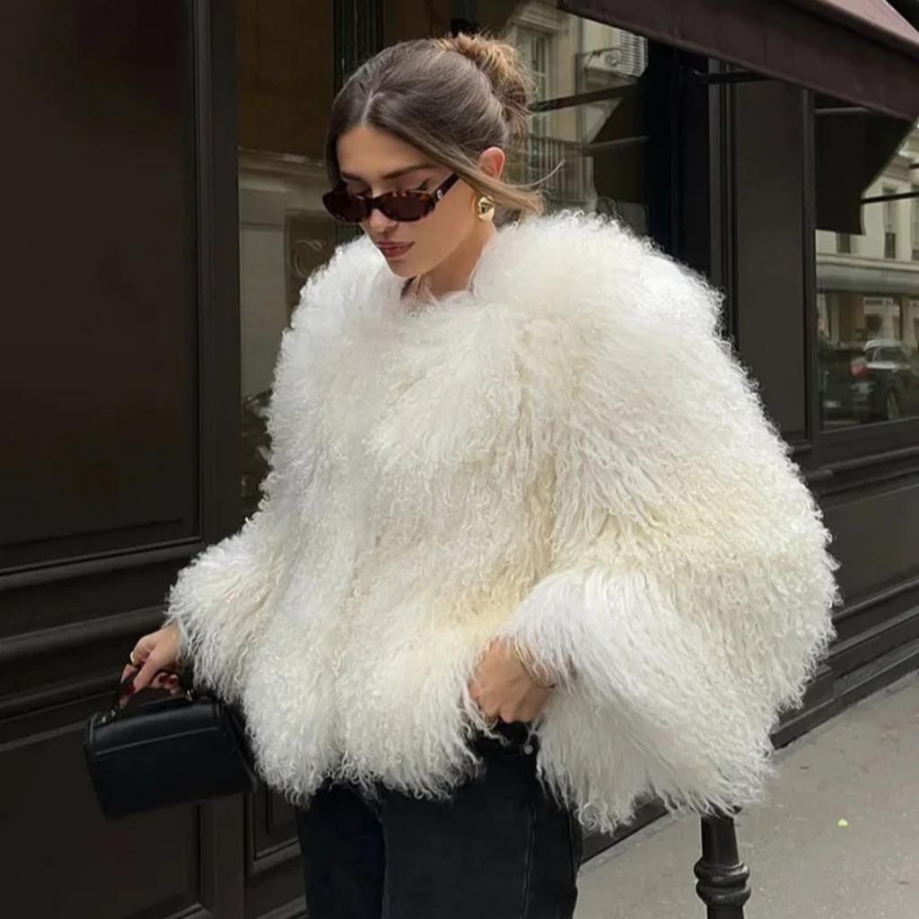 Fashion Luxury Cropped Faux Fur Coat Women's Winter Ins Hot Fluffy Short Faux Fur Jacket Street Style Warm Outwear