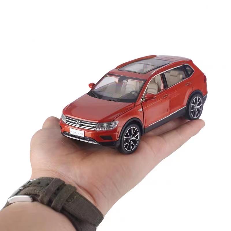 JQTYB1 WELLY 1:32 VW TIGUAN SUV Alloy Car Diecasts & Toy Vehicles Car Model Sound and Light Pull back Car Toy For Kids Gift Ornaments