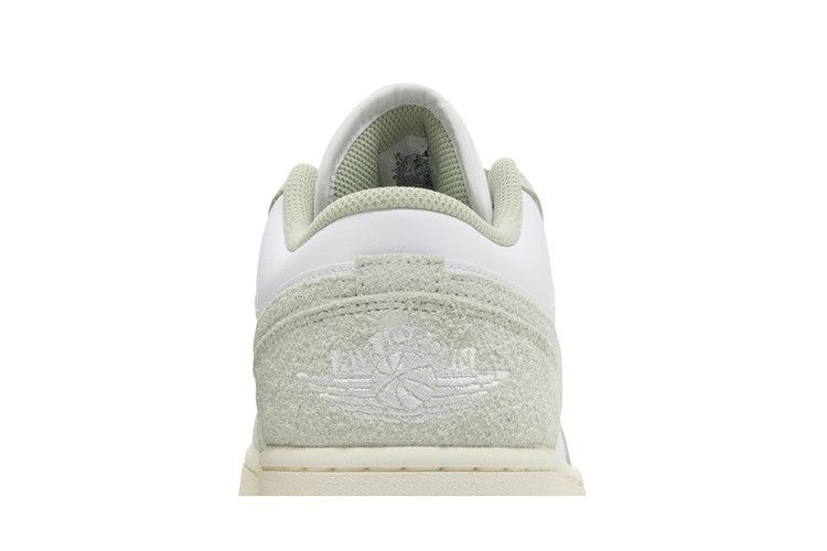 Jordan 1 Low SE Seafoam