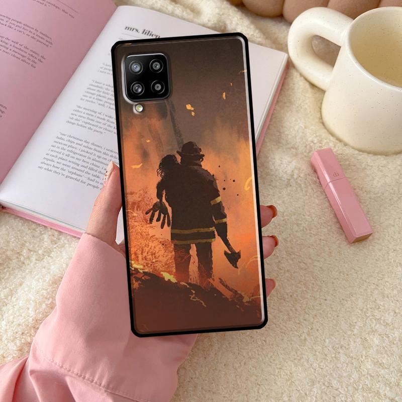 Чехлы для Samsung Galaxy A55 A35 A15 A32 A12 A22 A52 A54 A34 A14 A56 A36 A26 A16 A13 A53 A06 Пожарный Герой Пожарный