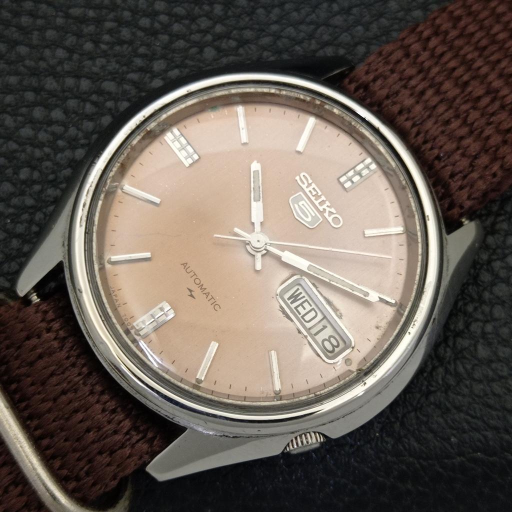 АВТОМАТИЧЕСКИЕ ВИНТАЖНЫЕ ЧАСЫ SEIKO 5 ЯПОНИЯ 7009A МУЖСКИЕ ОРИГИНАЛЬНЫЙ ЦИФЕРБЛАТ a702114-5