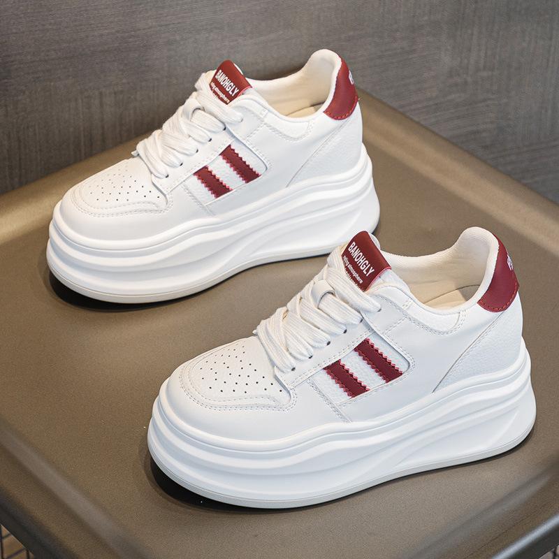 Кожаные маленькие белые туфли женские осенние новые универсальные на толстой подошве с внутренней высотой, повседневные туфли, маленькие спортивные туфли, кеды