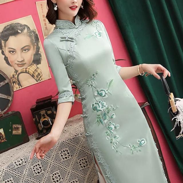Современное платье-чеонгсам большого размера с вышивкой из шелка и винтажным шанхайским воротником, облегающее