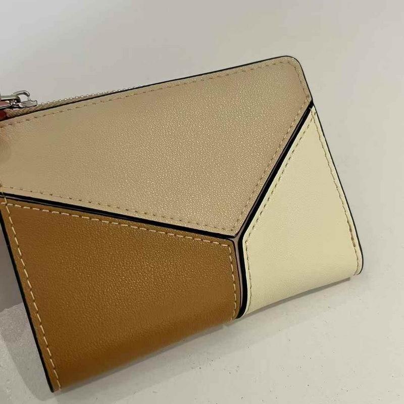 2025 New Genuine Leather Wallet Head Layer Leather Women's Handbag Short Style Simple Color Contrasting Geometric Splicing Women's Wallet