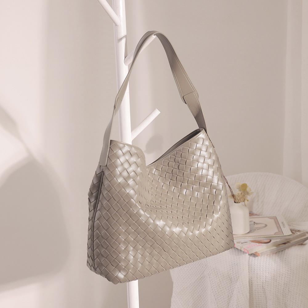 Женская сумка из взрывной кожи, пересекающая границы, простая и модная плетёная сумка-тоут, вместительная ручная сумка на плечо, женская из коровьей кожи