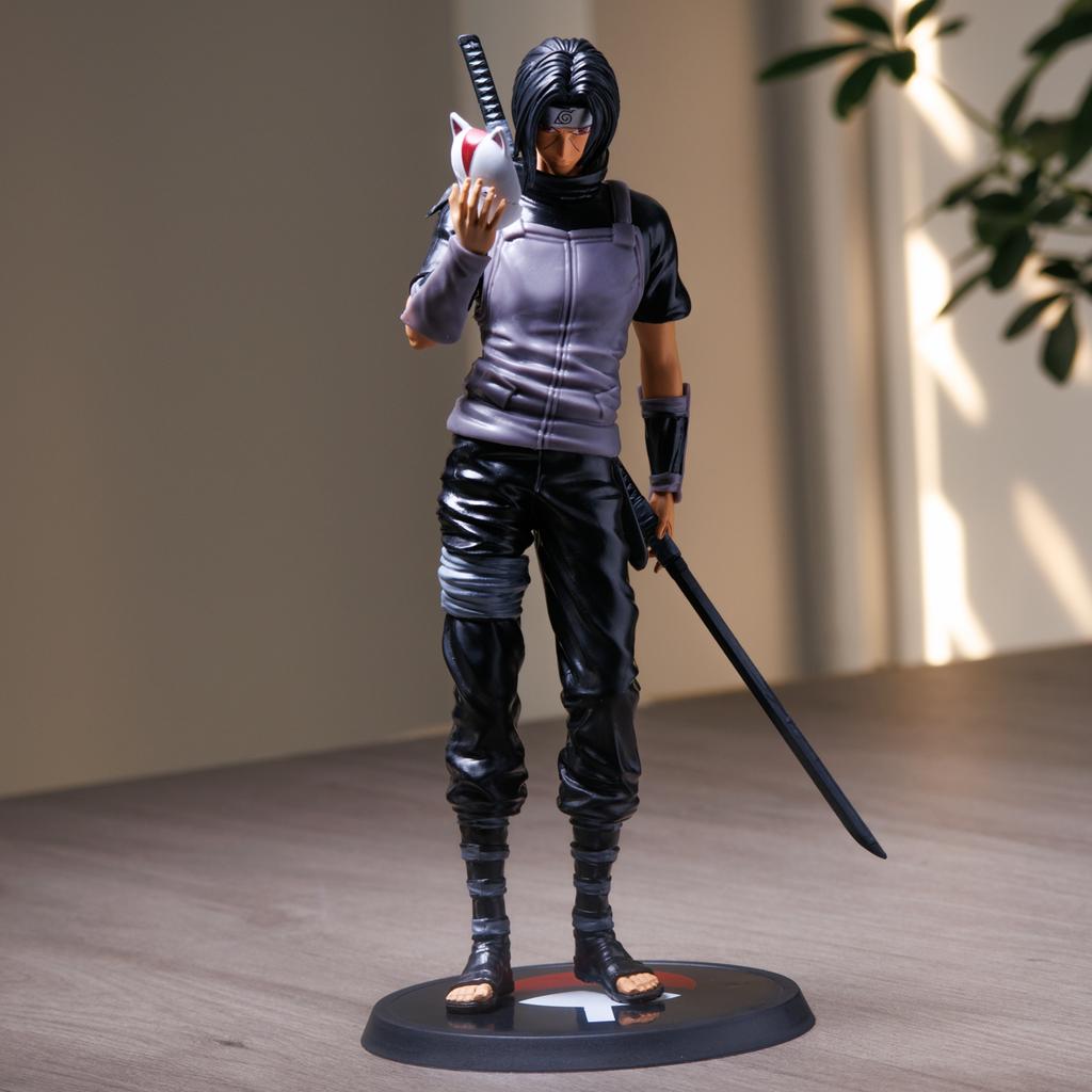 NARUTO ITACHI model sculpture, anime peripherals, figures, home decorations, small gifts, Christmas gifts