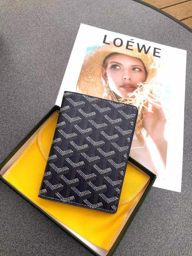 Dogtooth Print Goya Passport Holder & Coin Purse - Stylish & Versatile Wallet