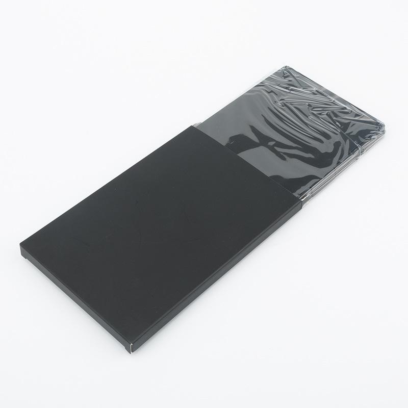 15-цветный консилер и тональный крем: Жидкая формула для точечного устранения пятен, следов от прыщей, покрытия татуировок.