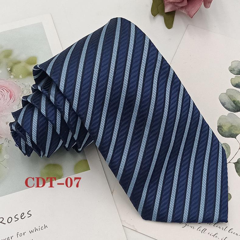 Handmade Men's 8cm Black Grey Striped Jacquard Silk Tie
