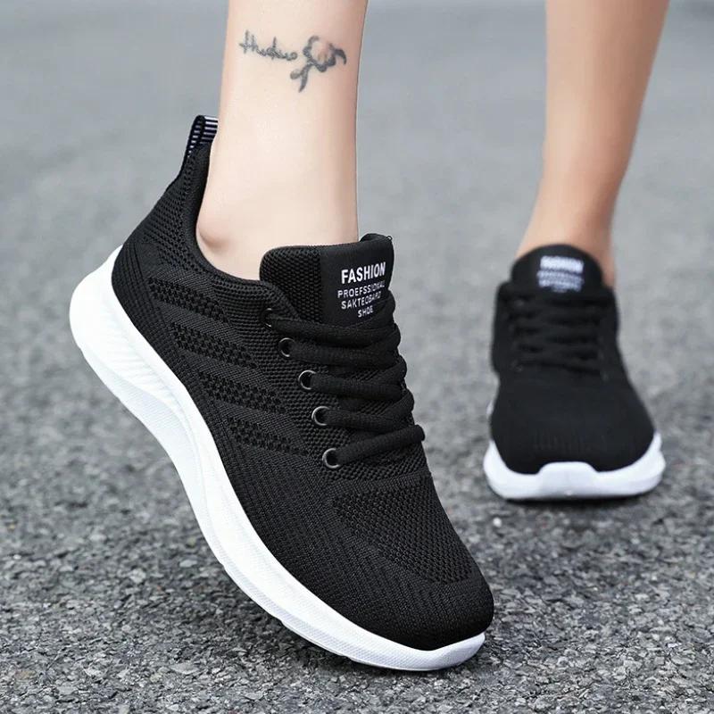 New Women's Shoes Soft Sole Casual Sports Women's Shoes Breathable Single Shoes Flying Weaving Mesh Outdoor Women Running Shoe