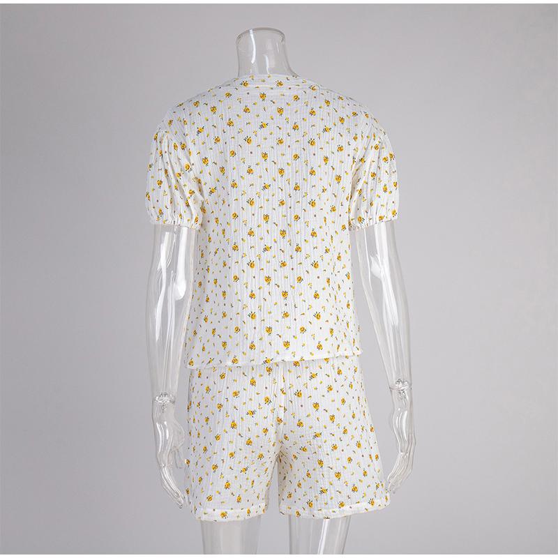Повседневный принт Шнуровка Женский комплект рубашки Короткий рукав V-образный вырез Топ Широкие брюки с высокой талией Женские шорты Новинка Праздничный костюм