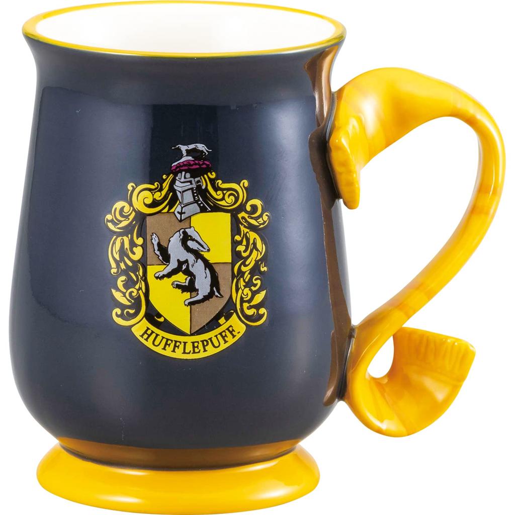 Sun Art Mug with Hufflepuff "Harry Potter" Scarf, Approx. 450ml, Design, SAN3739-3