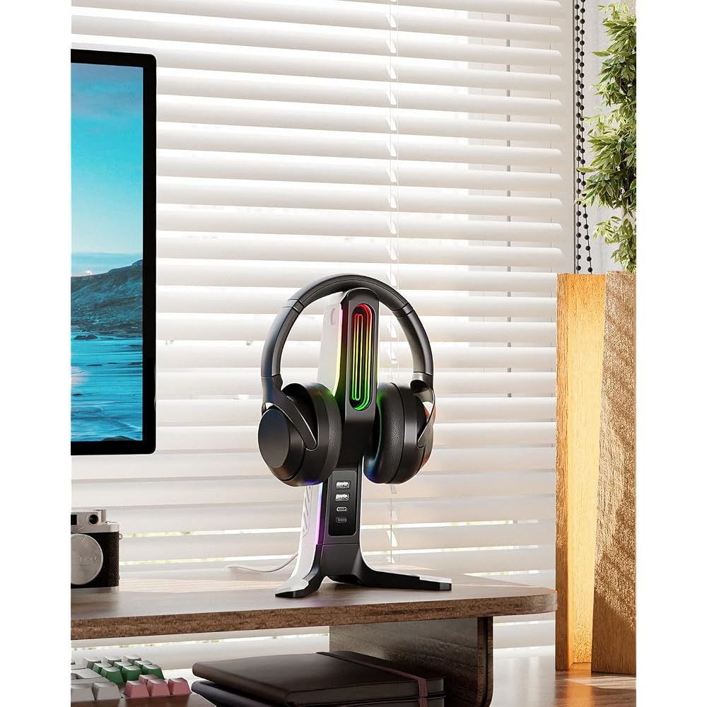 Игровой держатель для наушников IFYOO RGB с 2 портами USB и 1 портом Type-C Черно-белый игровой аксессуар для ПК Xbox PS5 PS4