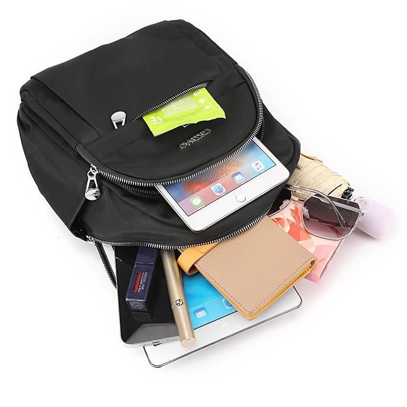 Casual Lightweight Large-capacity Backpack Trendy Versatile Nylon Backpack Women's Carry-on Backpack Bag