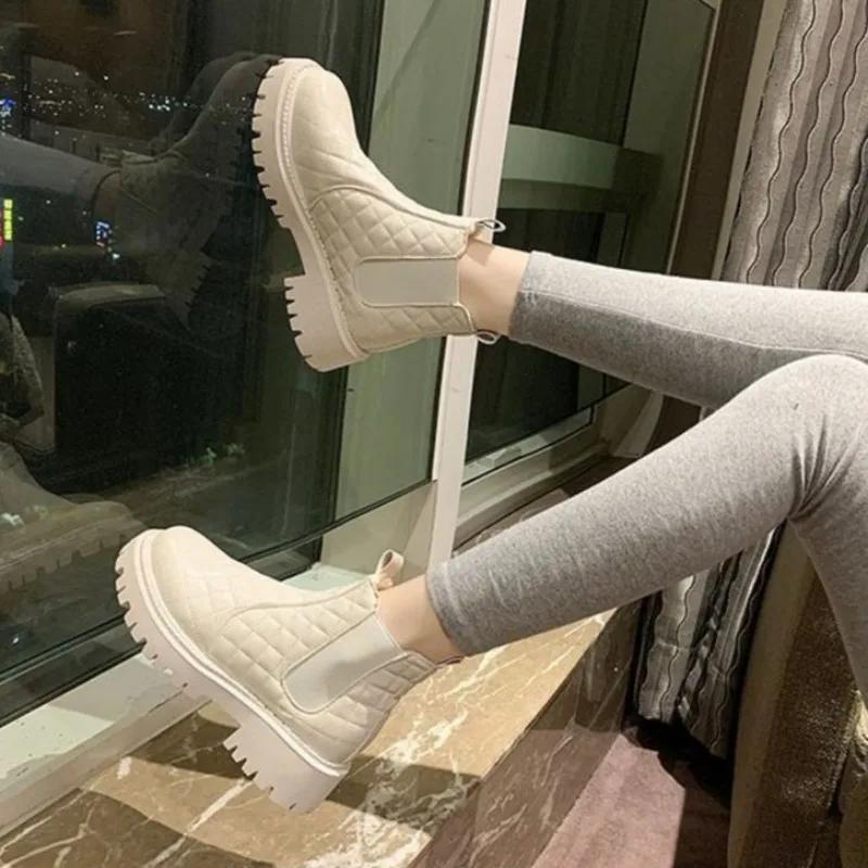 Модные кожаные зимние ботинки для женщин на платформе, меховые ботинки, женская обувь с круглым носком, массивный белый, новинка, зимняя обувь 2024 года