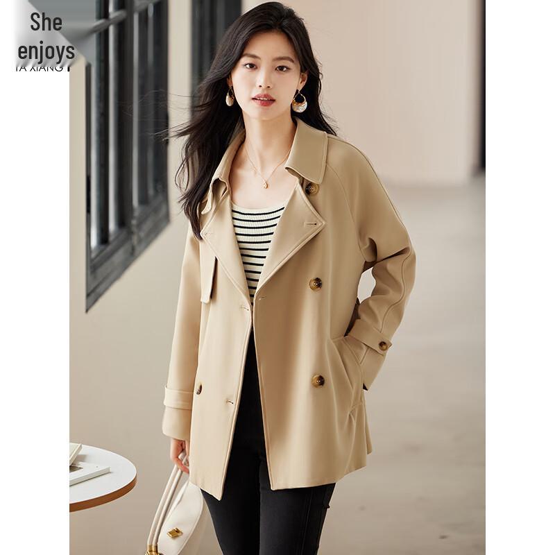 Женский короткий двубортный тренч