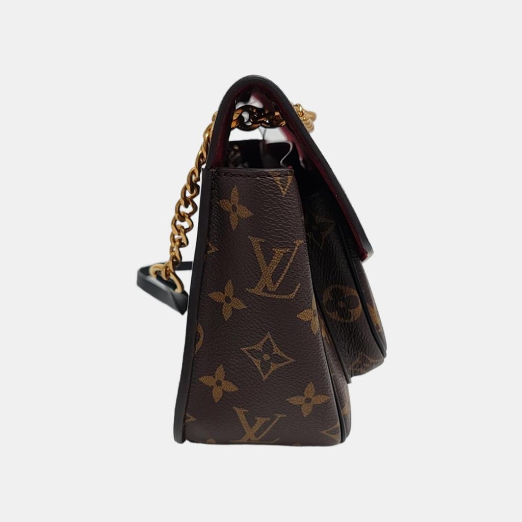 [Б/У] Passy Classic Monogram Сумка-мессенджер из покрытого канваса с кожаной отделкой, с регулируемым плечевым ремнем - Очень хорошее состояние #1YI7XDI