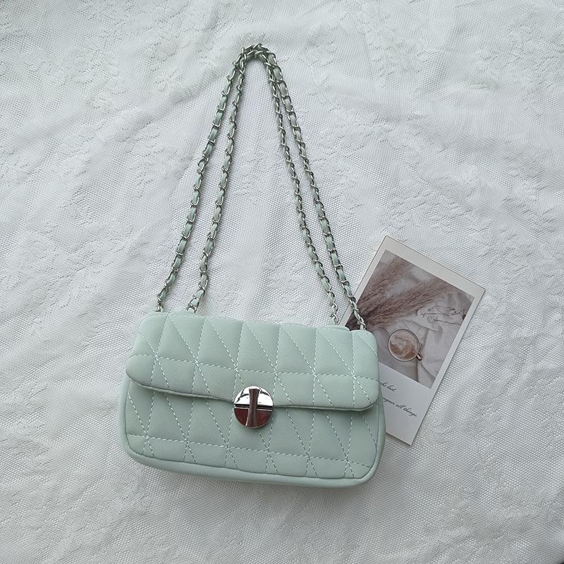 Women's Quilted Shoulder Bag Fashion Chain Crossbody Bag Classic Crossbody Square Handbag Chic Underarm Purse for Ladies
