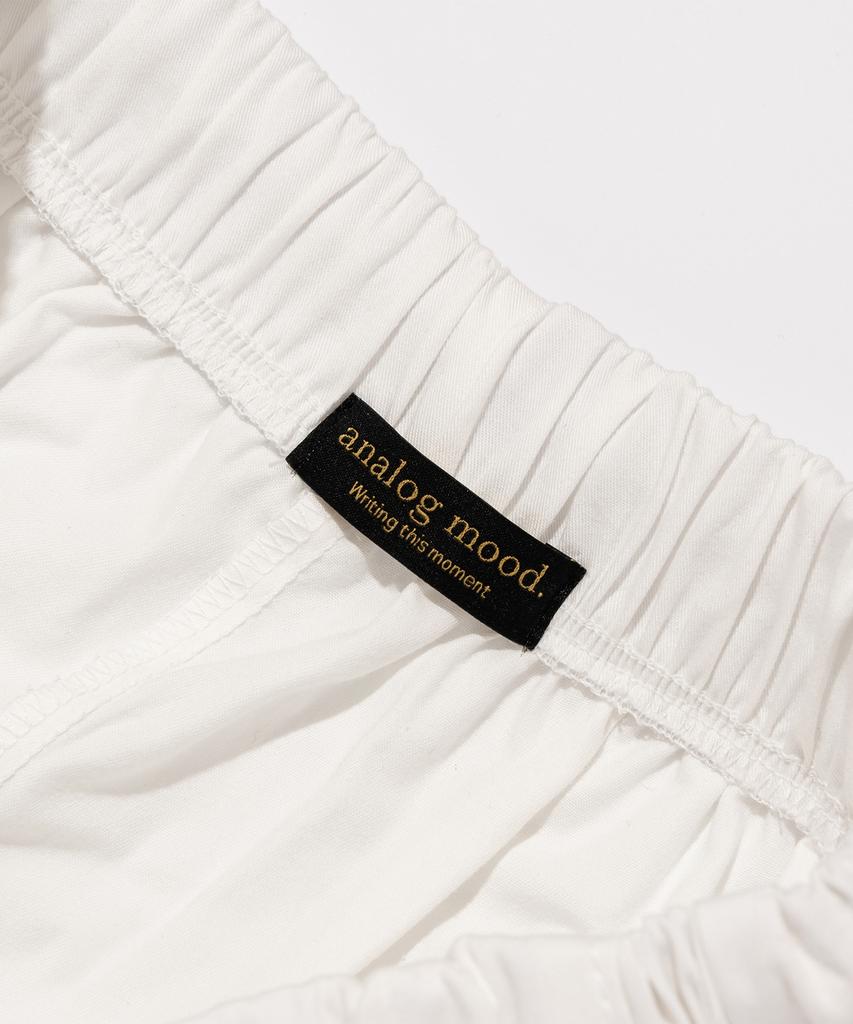 ANALOG MOOD Basic Elastic Waist Shorts (White)