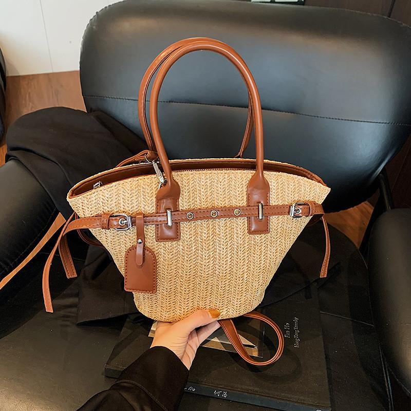 Grass Weaving Handheld Shoulder Bag With Zipper Closure For Daily Style