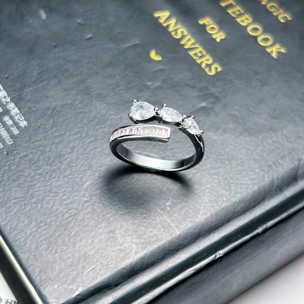 Elegant Open Ring For Women Featuring Adjustable Water Drop Design And Sparkling Zircon Stones