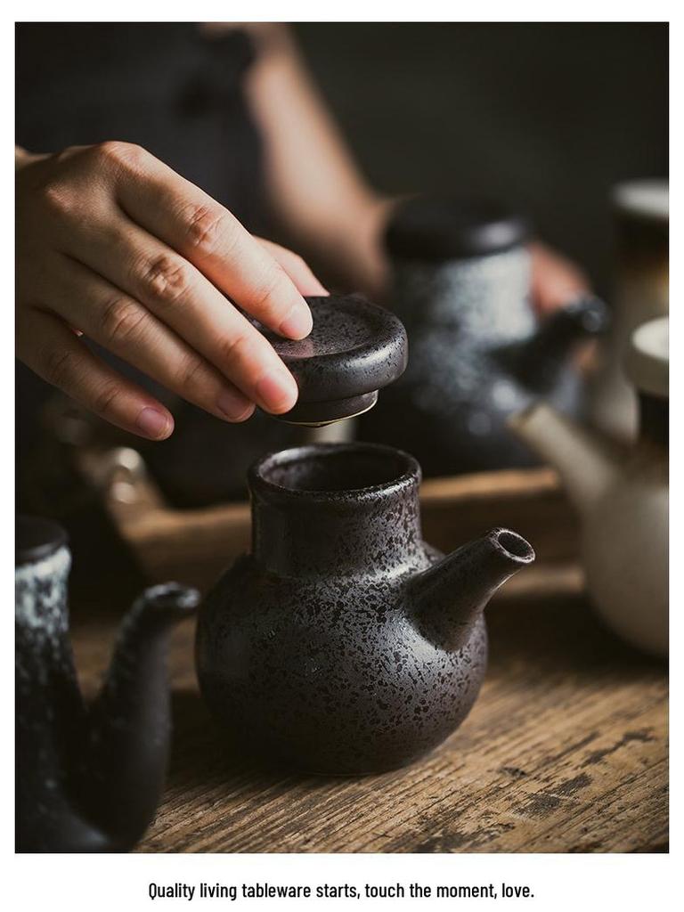 Large Ceramic Vinegar and Soy Sauce Bottle for Japanese Cuisine - Oil and Seasoning Container for Kitchen.