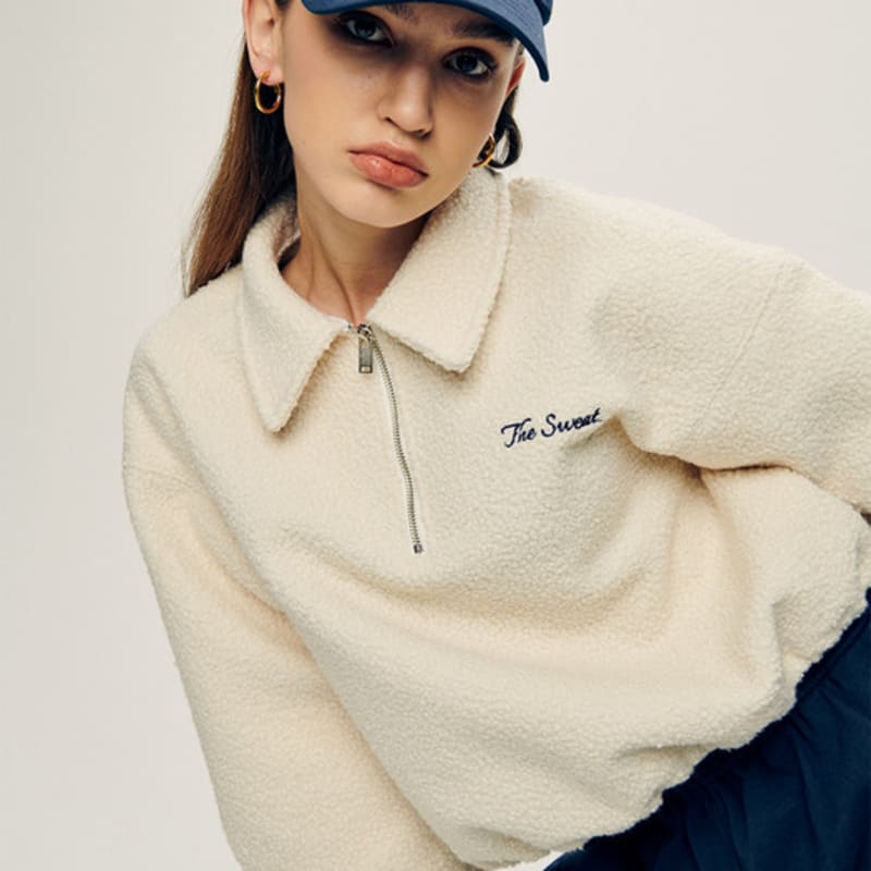 The Sweat. Cursive Logo Cap - NAVY