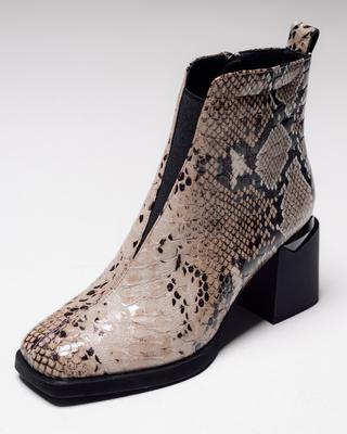 Ботинки на каблуке Sufinna 93091 36 бежевый рептилия кожа лак текстиль