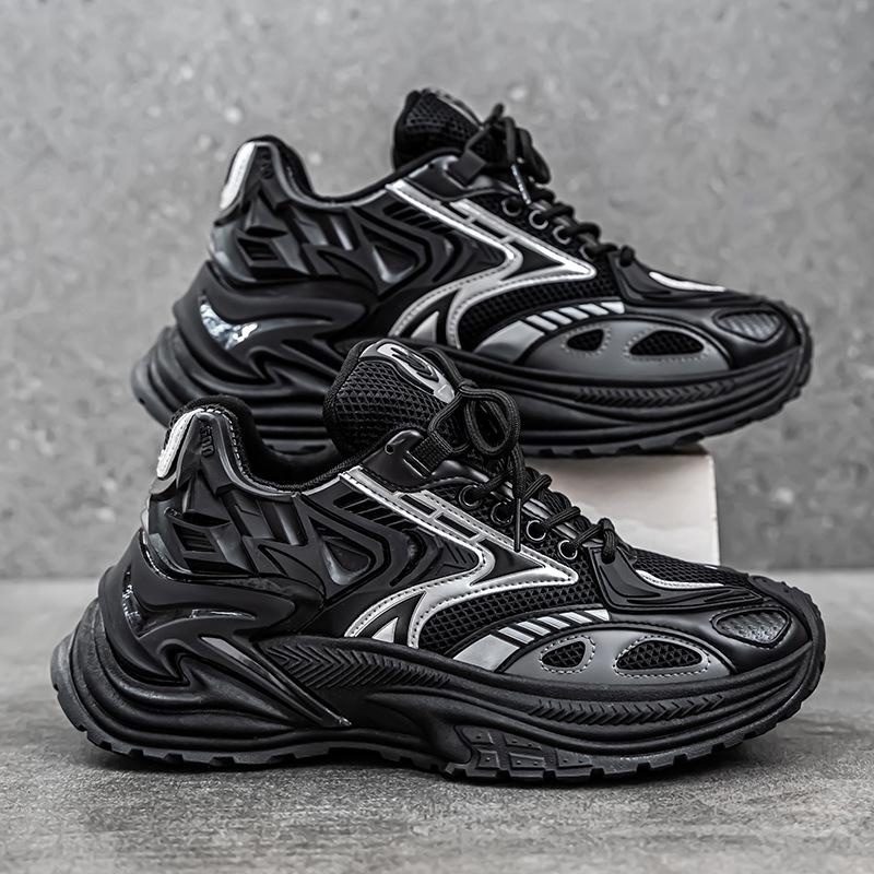 2026 autumn and winter sports shoes mecha mesh breathable casual men's shoes dad shoes Darth Vader sports outdoor shoes