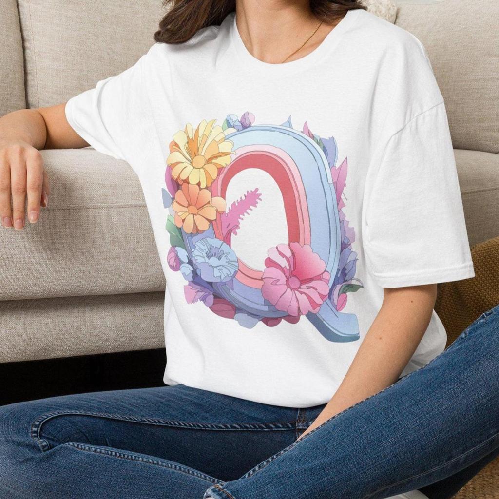 Pastel Floral Letter Q T-Shirt, Flowers Letter Q Tee Gift for her Mom Grandma Family Friend Sister Crew Team Party Aunt