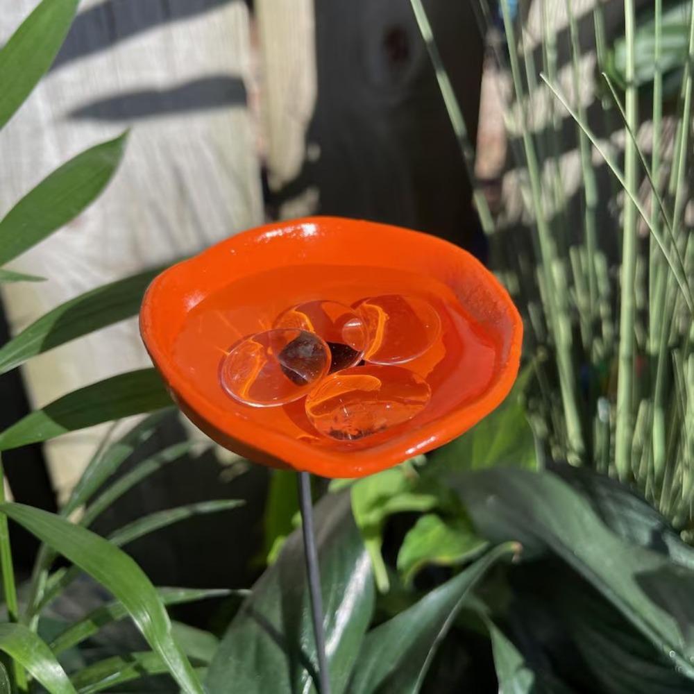 Metal Flower Bee Watering Station Water Dispenser Bird Feeding Cup Beekeeping Tools