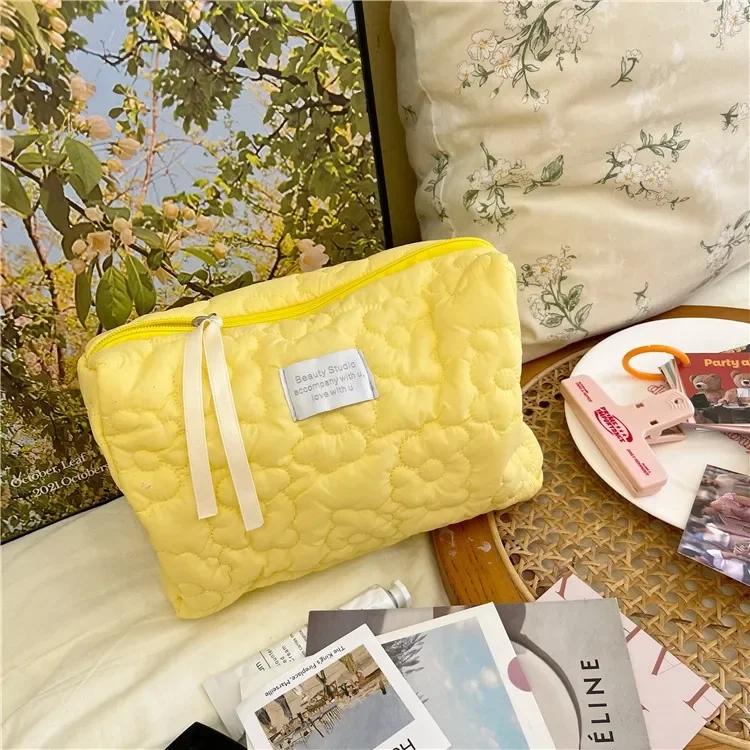 Flower Pattern Women Makeup Bag Toiletries Cosmetic Organizer Zipper Bag Travel Wash Pouch Cosmetic Storage Bag Home Accessorie