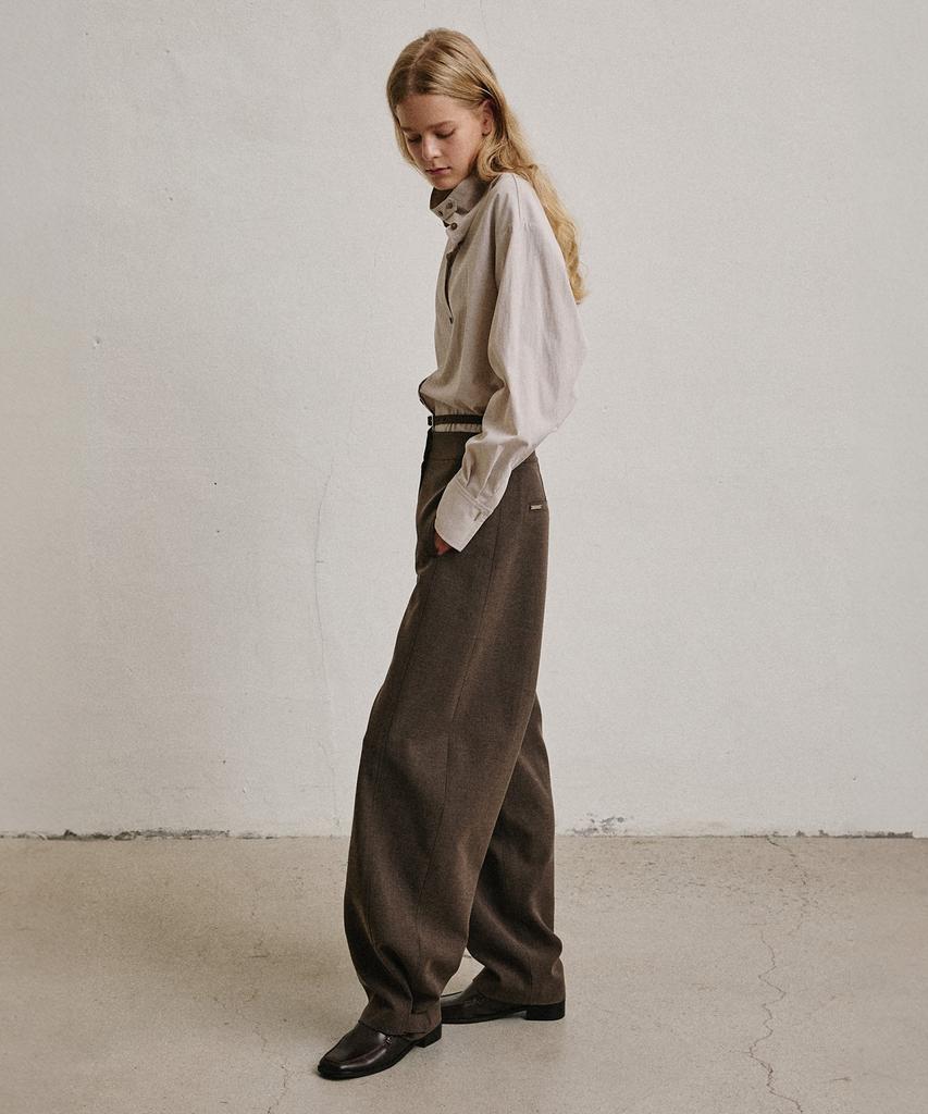 ARTID Flow Wool Belted Curved Slacks_Brown