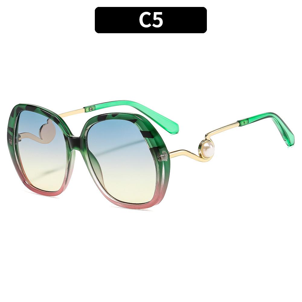 Women's fashion large-frame sunscreen sunglasses, European and American pearl decorative sunglasses, anti-blue flat glasses, glasses