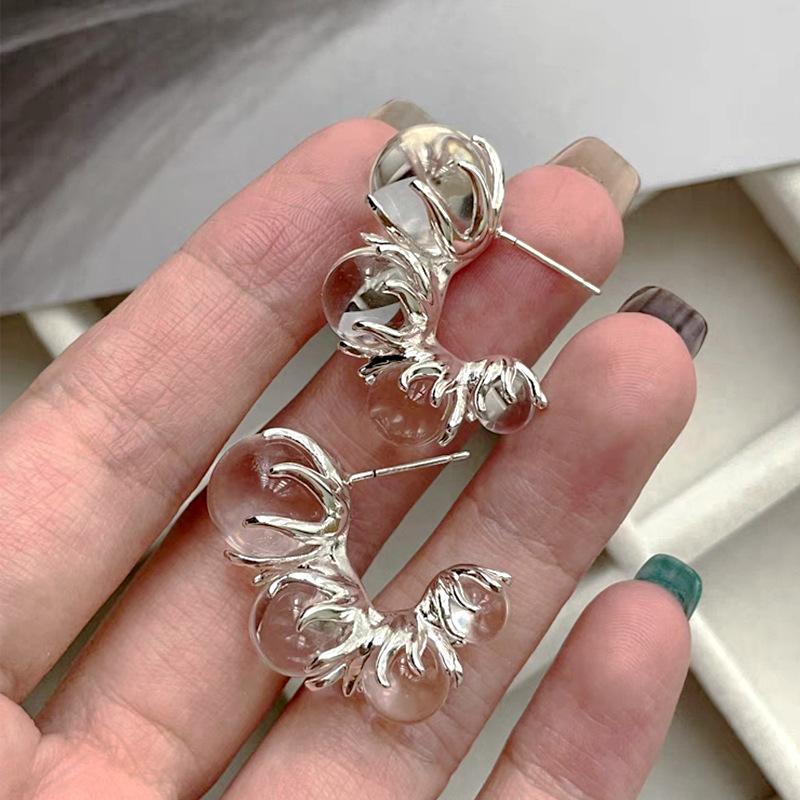 Модные прозрачные серьги-бусины