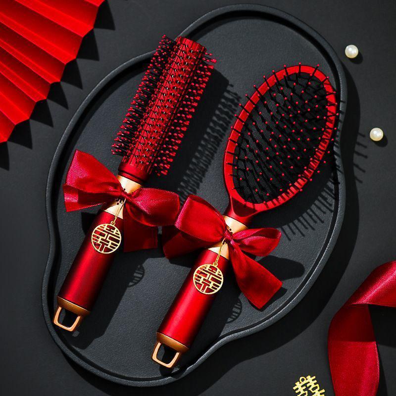 Красные свадебные принадлежности: Счастливая Расческа Коллекция Приданого - Пара Подушек для Нее