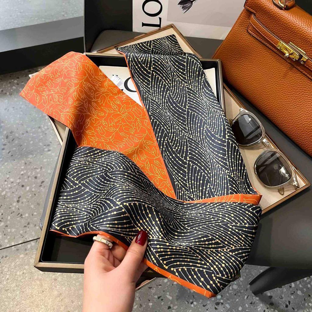 Silk scarf women's high-end sense, thin in winter, versatile in winter, suit, thin and narrow neck protection, scarf, new long and small scarf.
