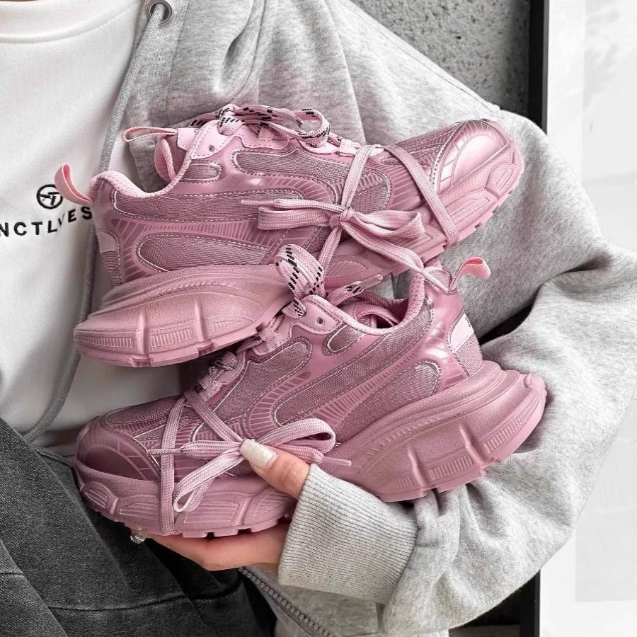 Жареный Уличный Грязный Грязный Порошок Ремешок Папочки Обувь Девушка 2025 Весна Четыре Сезона Ретро Толстая подошва Увеличивающая рост Спортивная Повседневная Беговая Обувь