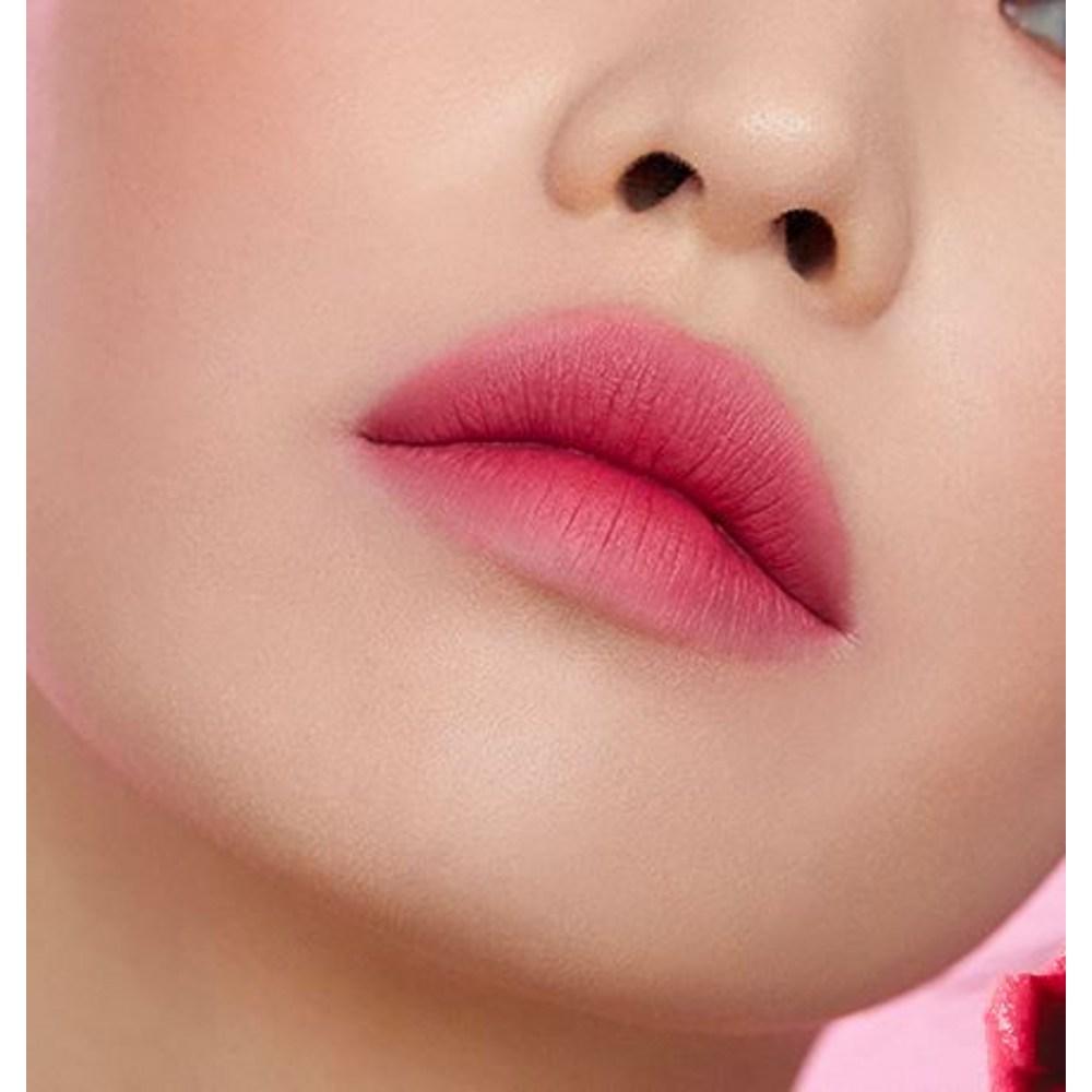 Жидкая помада MAC Powder Kiss, немного темная, 5 мл, 1 шт.