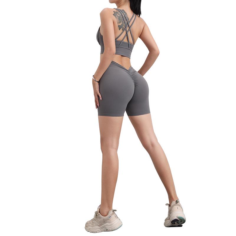 Женские штаны для йоги Cross-Border V: Подтягивающие бедра, сексуальные, телесного цвета спортивные капри с бесшовными персиковыми бедрами.