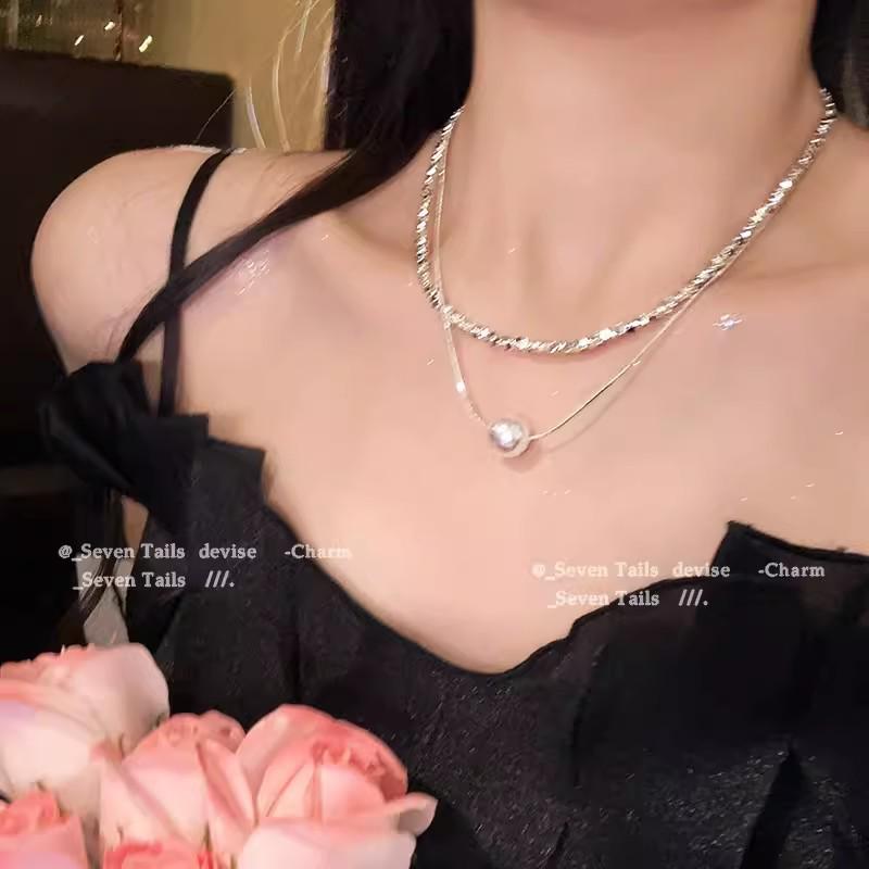 Elegant Pearl Necklace - Versatile Niche Design with Heart Pendant for Women