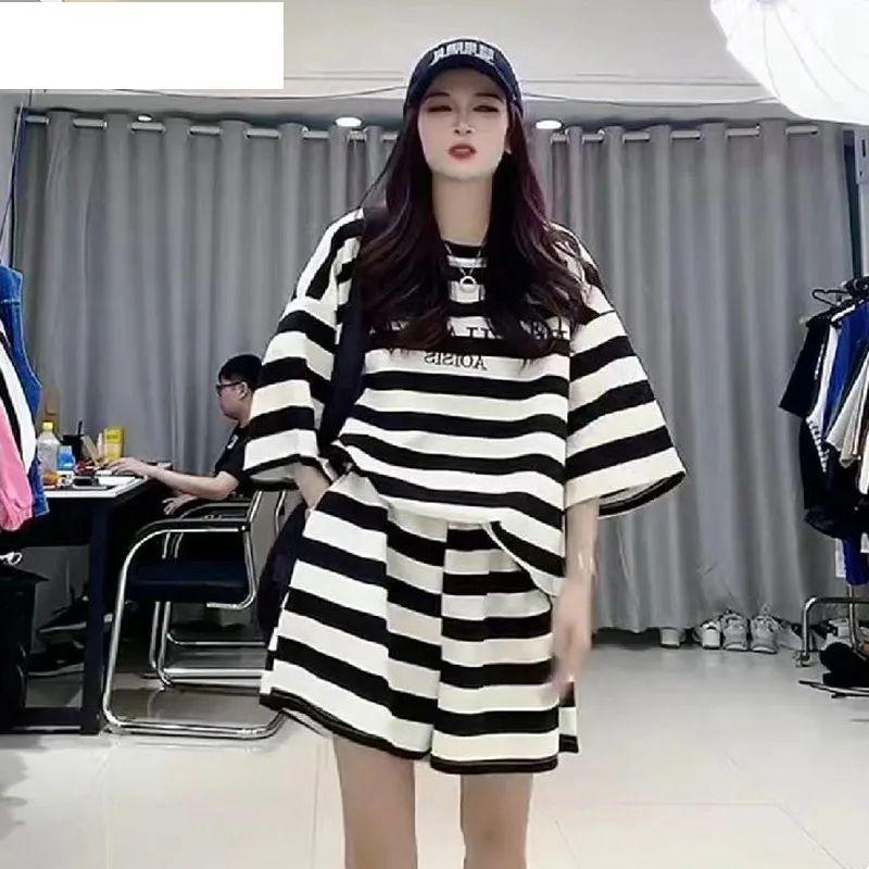 Plus Size Women's Summer Loose Fit T-Shirt & Shorts Two-Piece Set