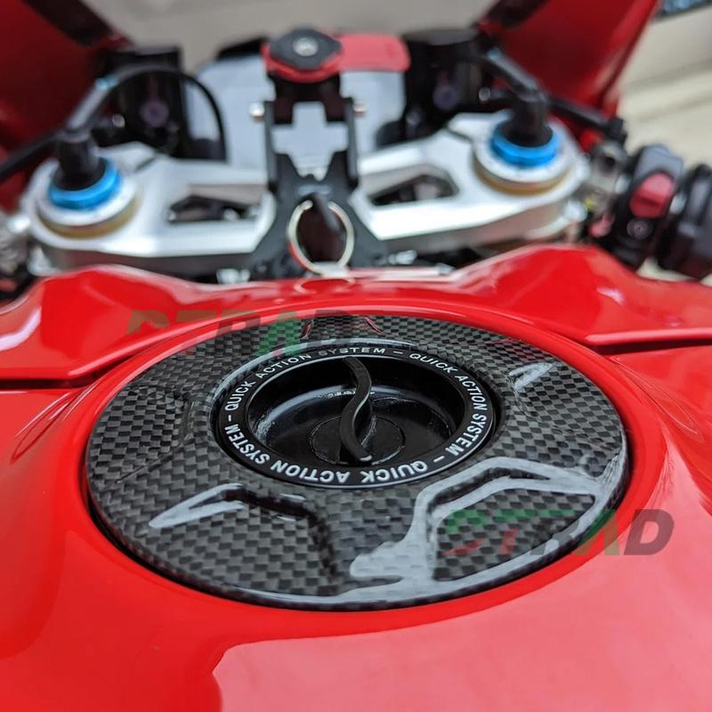 V4 2025-2026 Carbon Fiber Quick Filling Plug Fuel Tank Cap Gas oline Tank Cover For DUCATI PANIGALE V2 V4 STREETFIGHTER V4 V2
