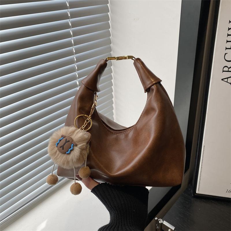 Ретро женская сумка 2025 новая осенняя мода мягкая поверхность сумка-пельмень высокая ценность одноплечевая сумка-мессенджер