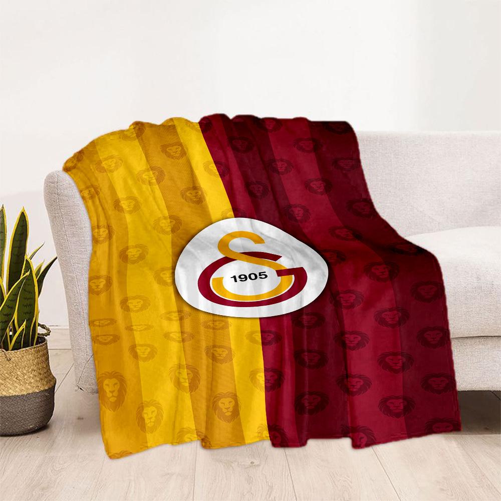Galatasaray 108 Blanket Warmthful Decor Suitable for Picnics Chair Seaside All-Season Use Modern Ideal Gift for Friends Family Couples Picnic