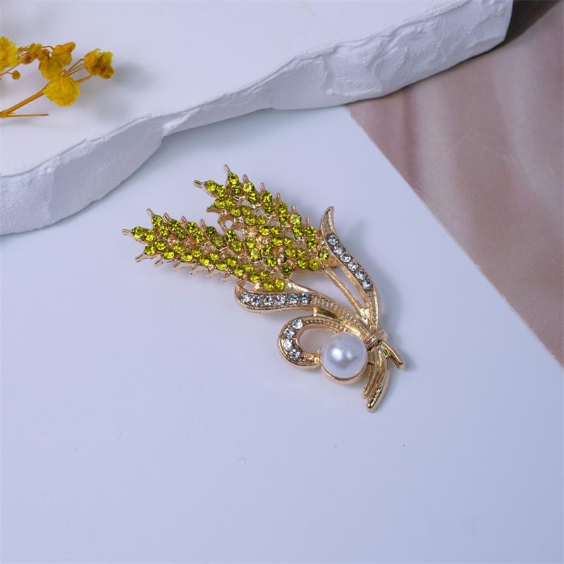 Gold Wheat Head Brooch for Women Imitaiton Pearl Crystal Women's Brooches Autumn Metal Pins for Clothing