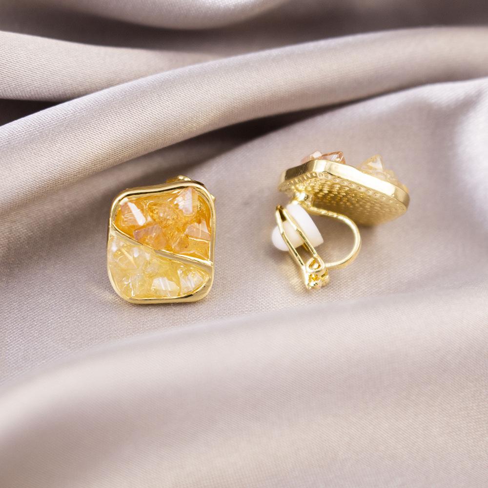 Универсальные легкие роскошные клипсы для ушей без проколов, повседневные высококачественные треугольные клипсы для ушей, универсальные женские серьги