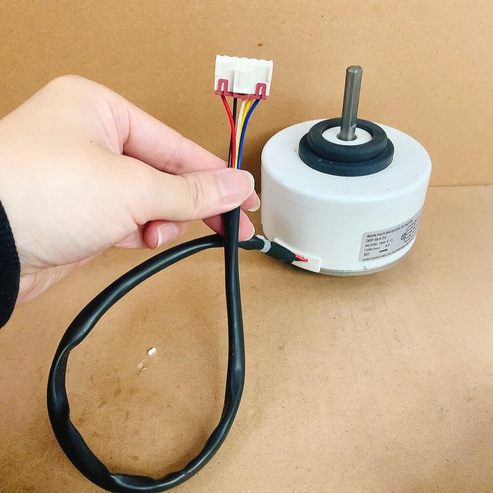 ZKFP-58-8-21L 58 Вт Реверсивное вращение 2-3 л.с. Кондиционер Внутренний двигатель Пятипроводной DC-вентилятор (Совершенно новый)