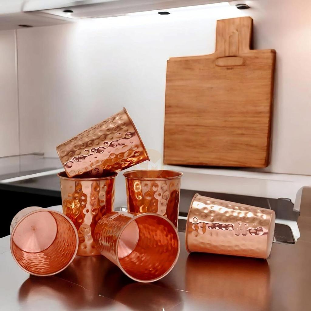 (Набор из 6 стаканов из чистой латуни с тисненым дизайном, для питья, подачи воды, йоги и аюрведы, стильные стаканы из чистой меди